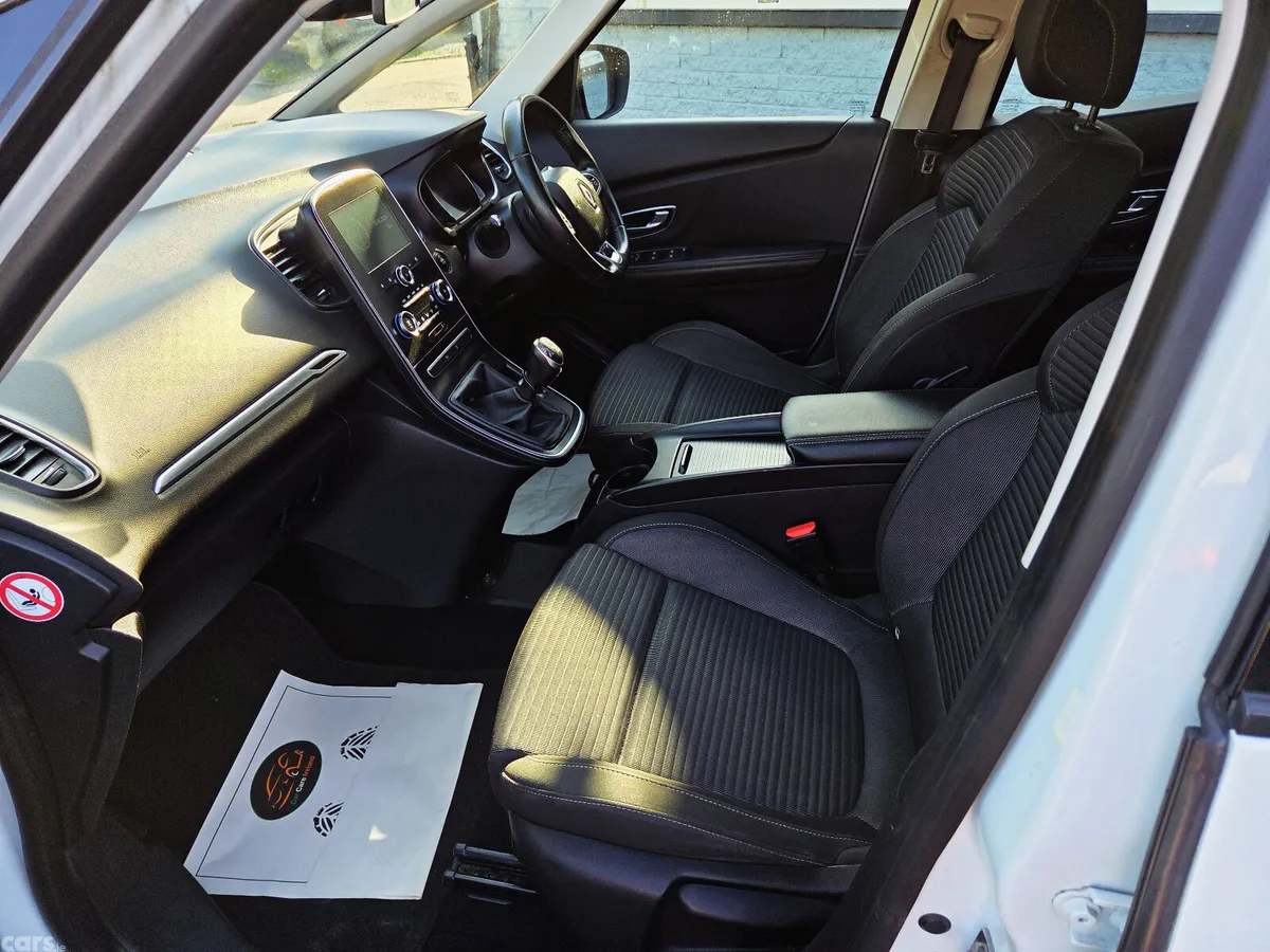 Renault Grand Scenic MPV, Petrol, 2019, White