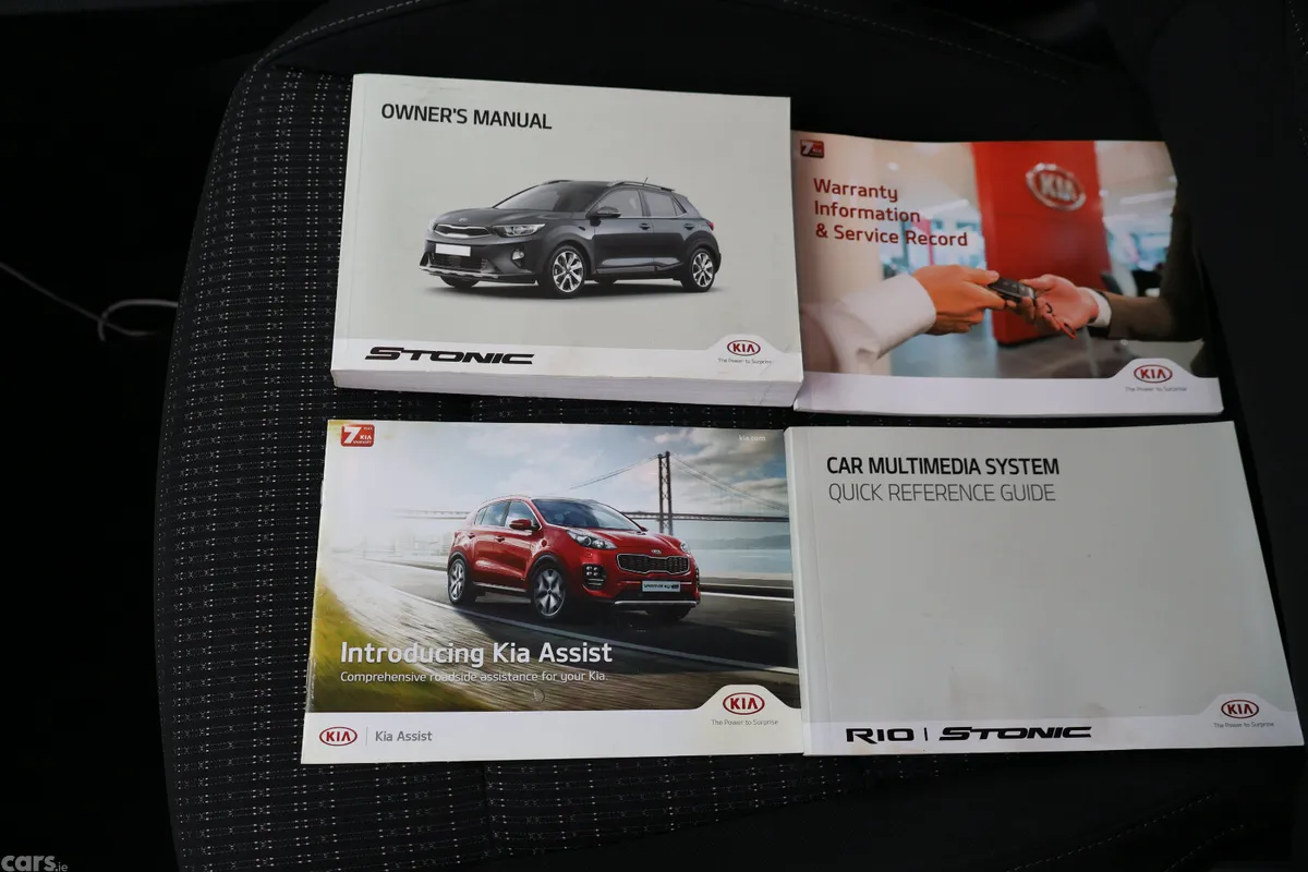 Kia Stonic SUV, Petrol, 2018, Blue