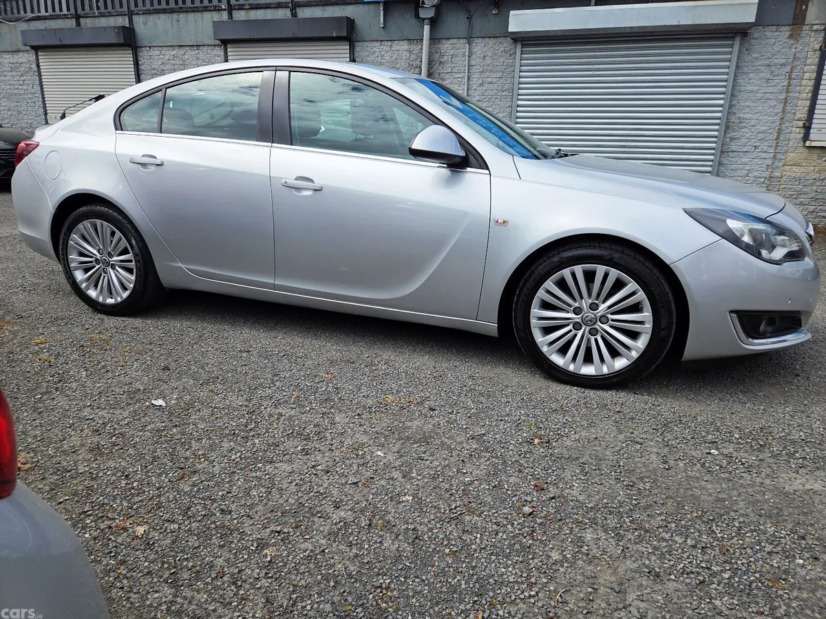 Vauxhall Insignia Hatchback, Diesel, 2014, Silver
