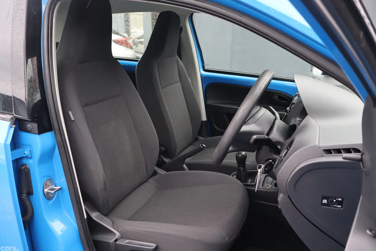 Volkswagen up! Hatchback, Petrol, 2014, Blue