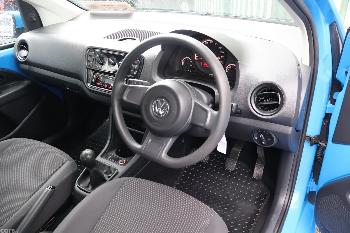 Volkswagen up! Hatchback, Petrol, 2014, Blue