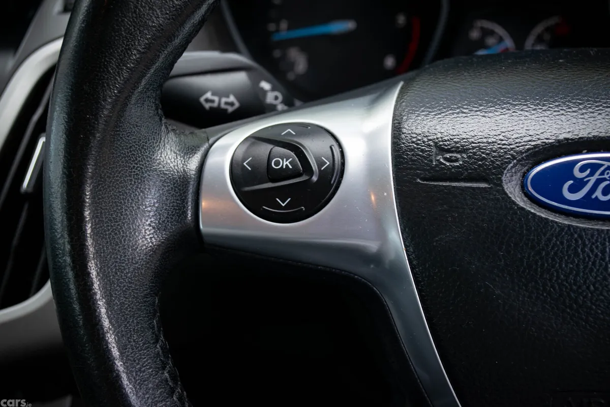 Ford Focus Hatchback, Diesel, 2014, Blue