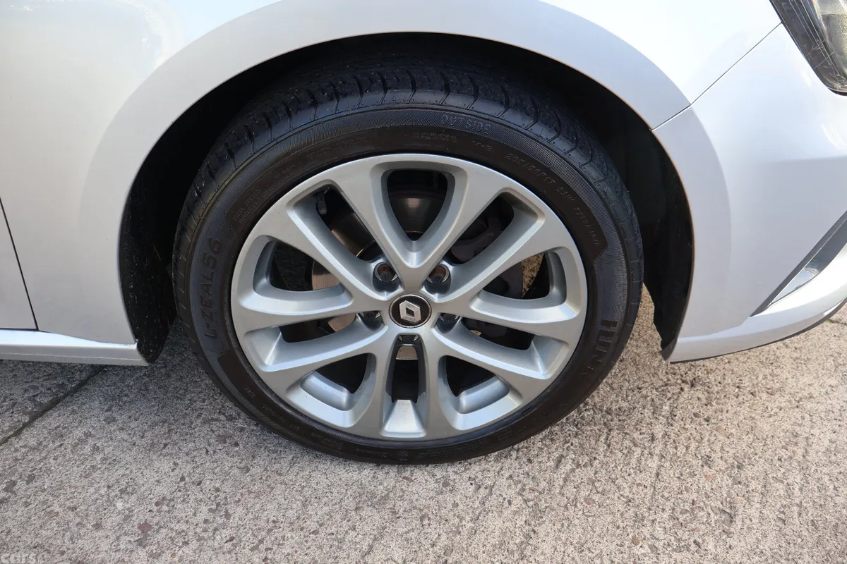 Renault Megane Hatchback, Diesel, 2017, Grey