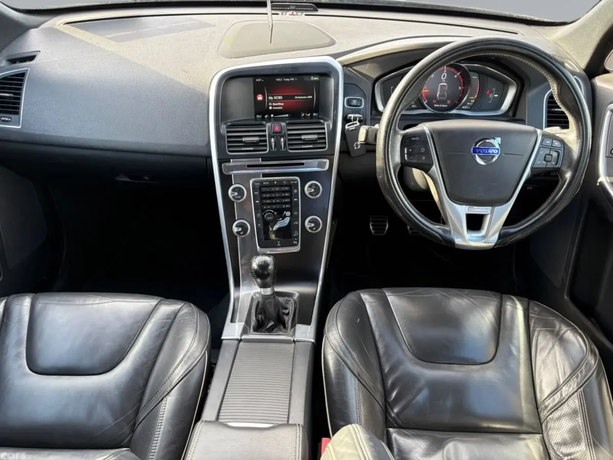 Volvo XC60 SUV, Diesel, 2016, White