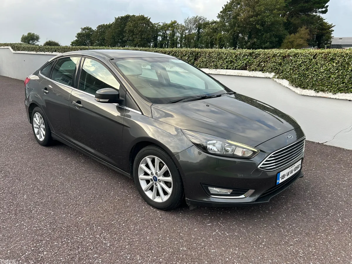 Ford Focus Saloon, Diesel, 2018, Grey