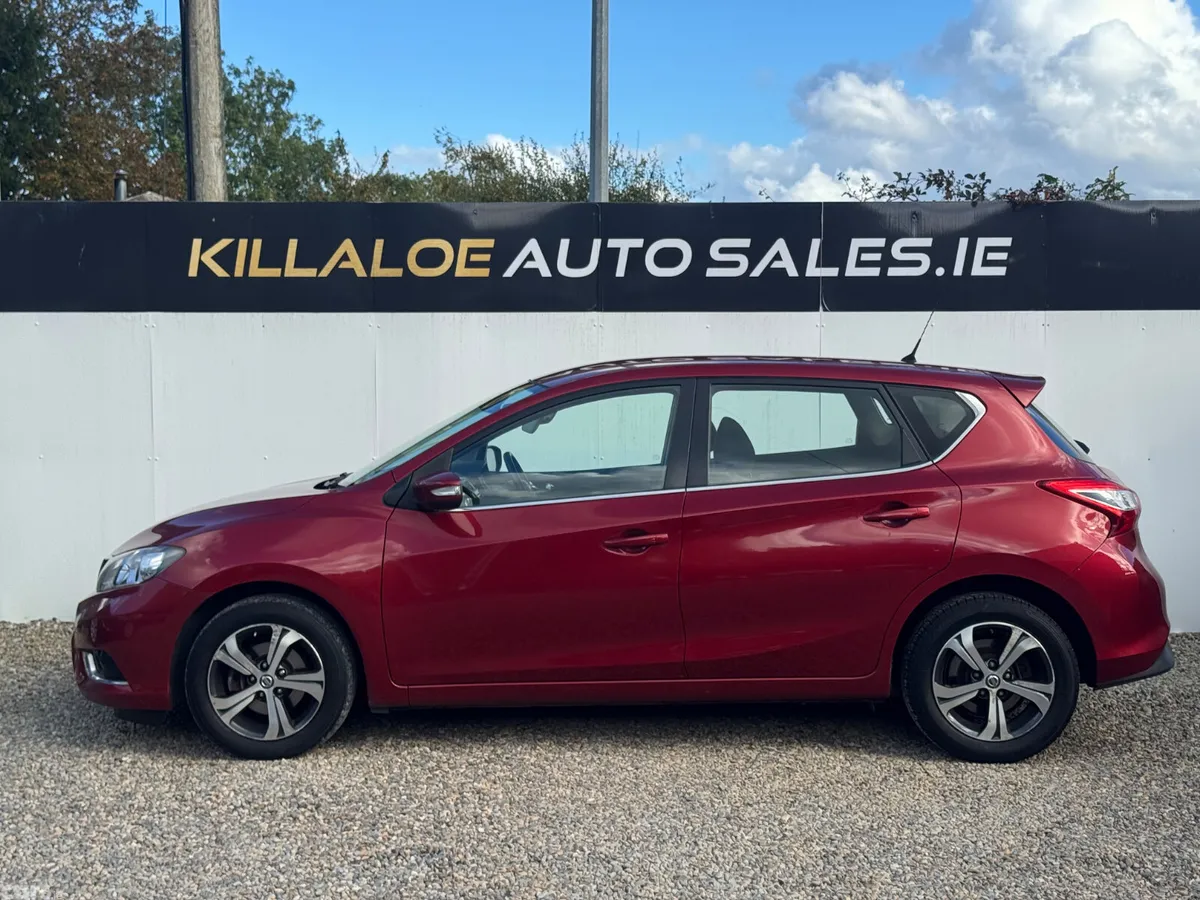 Nissan Pulsar Hatchback, Diesel, 2016, Red
