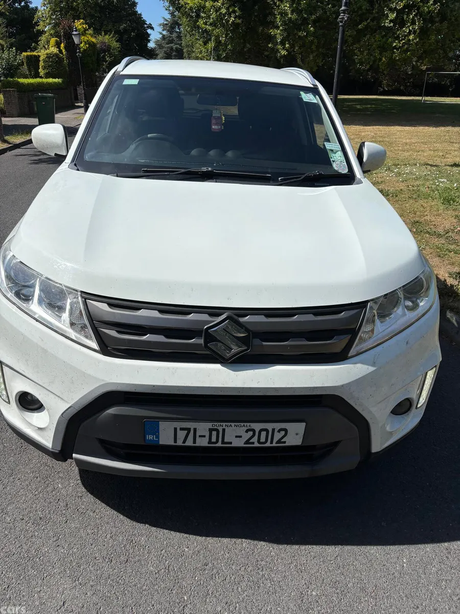 Suzuki Vitara SUV, Diesel, 2017, White