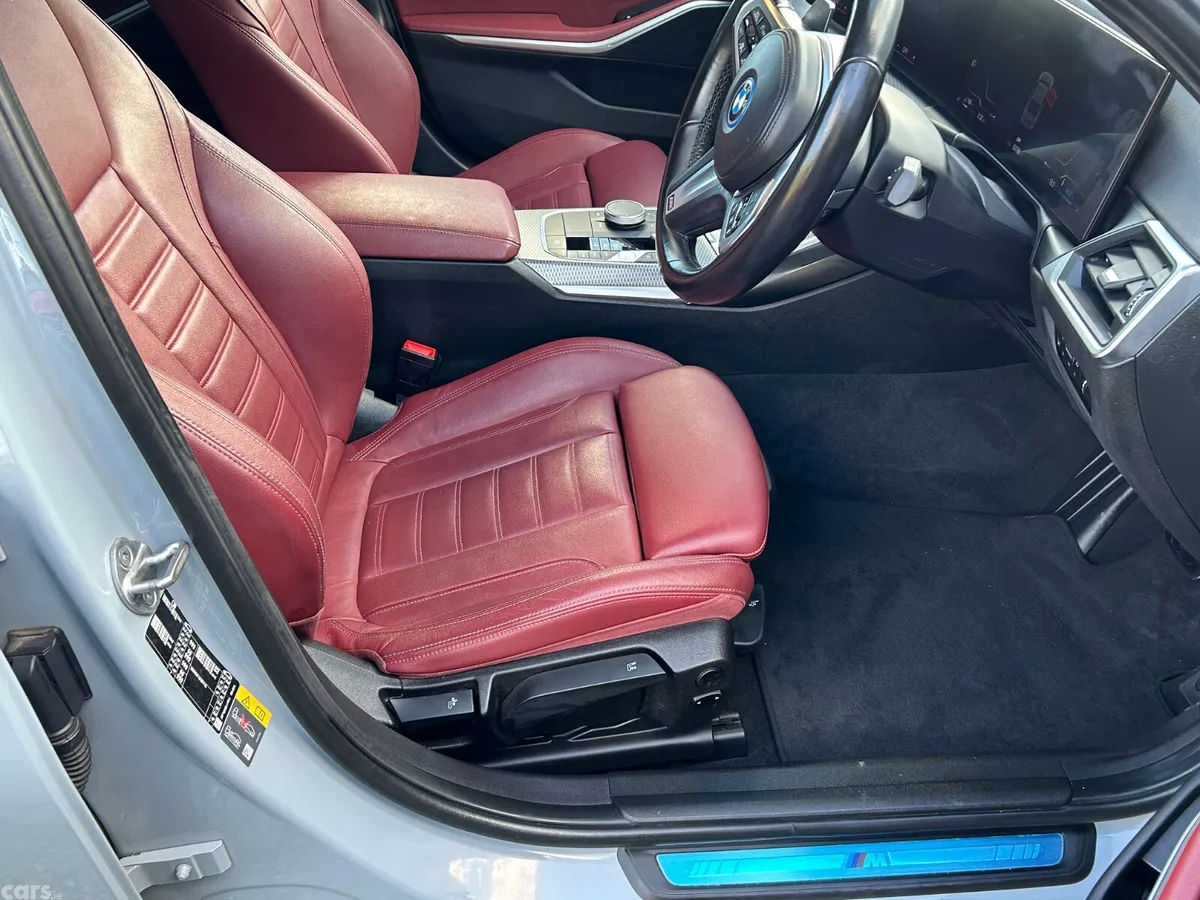 BMW 3-Series Saloon, Petrol Hybrid, 2023, Grey