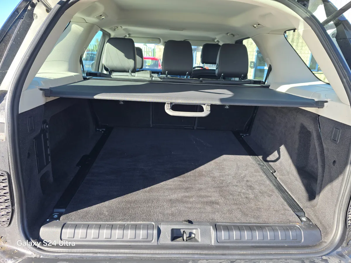 Land Rover Discovery SUV, Diesel, 2020, White