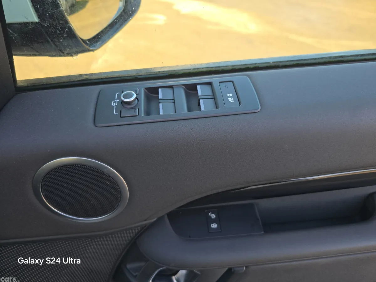 Land Rover Discovery SUV, Diesel, 2020, White