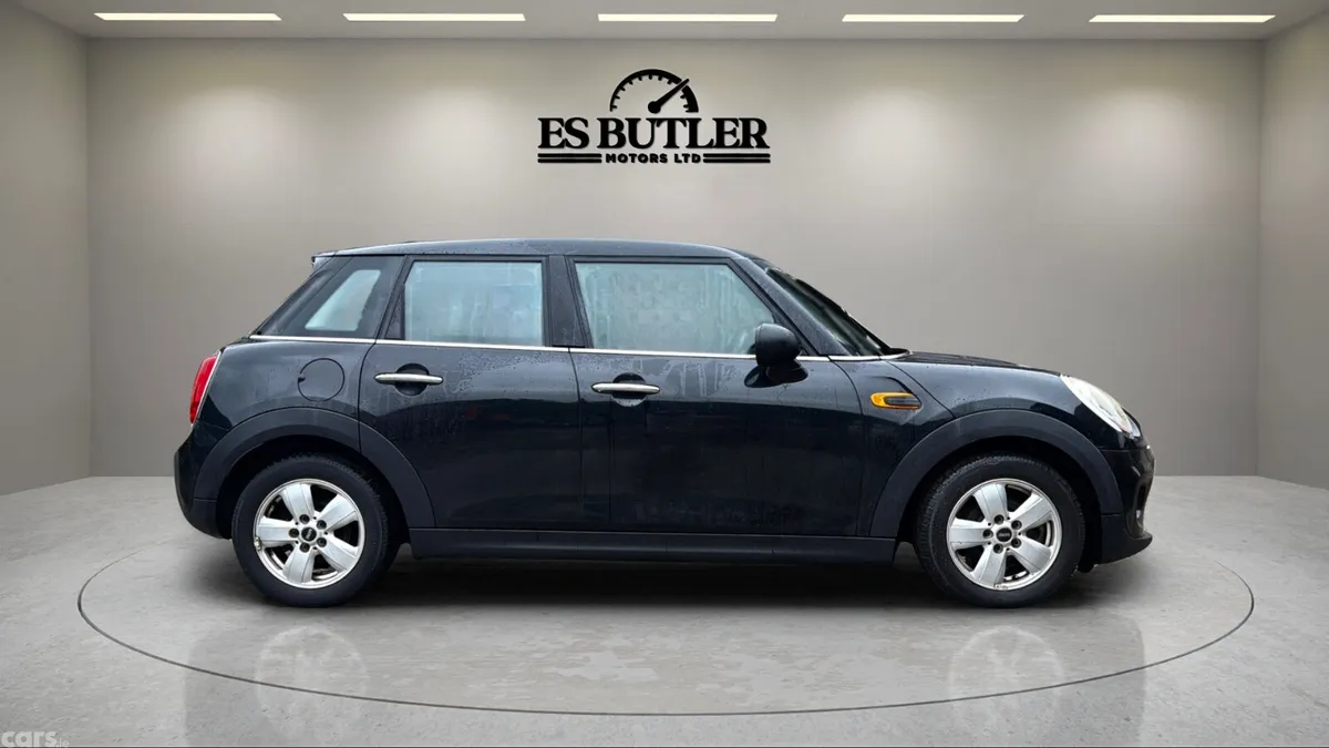 Mini Cooper Hatchback, Petrol, 2015, Black