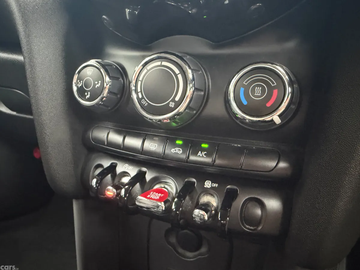 Mini Cooper Hatchback, Petrol, 2015, Black