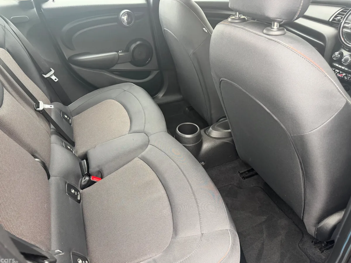 Mini Cooper Hatchback, Petrol, 2015, Black