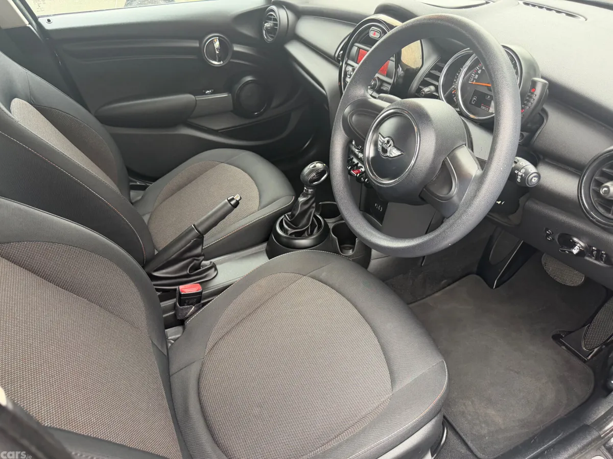 Mini Cooper Hatchback, Petrol, 2015, Black