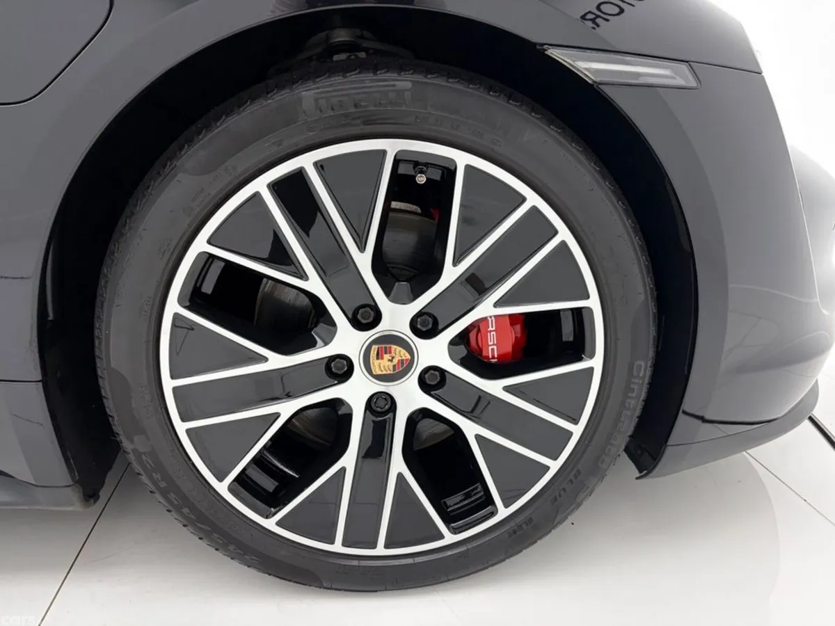 Porsche Taycan Hatchback, Electric, 2021, Black