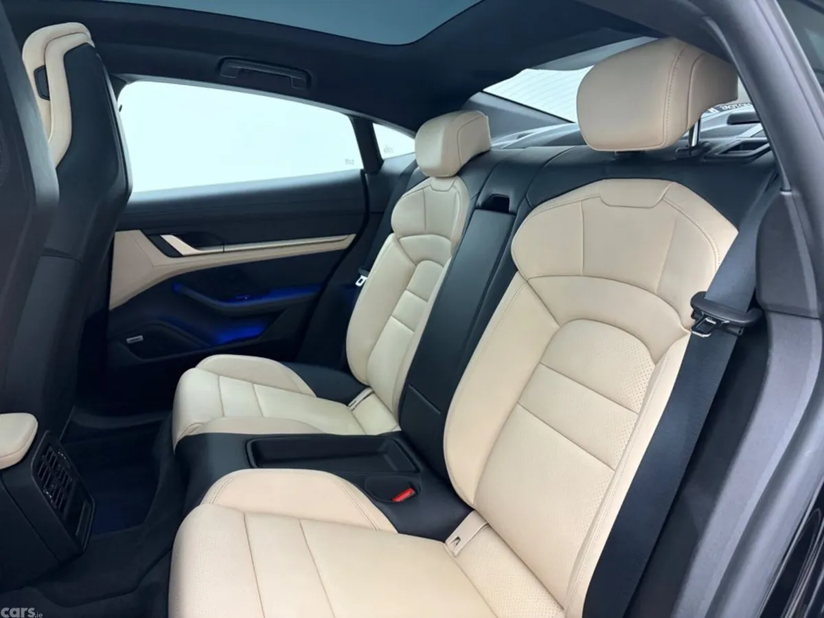 Porsche Taycan Hatchback, Electric, 2021, Black