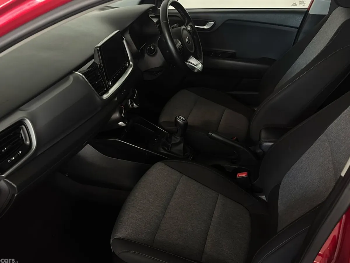 Kia Stonic Estate, Petrol, 2021, Red