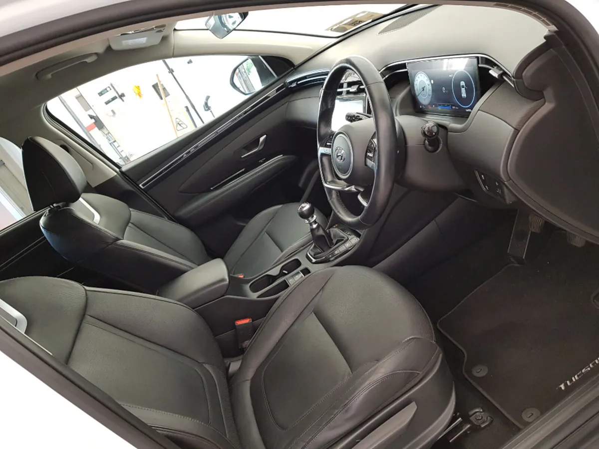 Hyundai Tucson MPV, Diesel, 2021, White