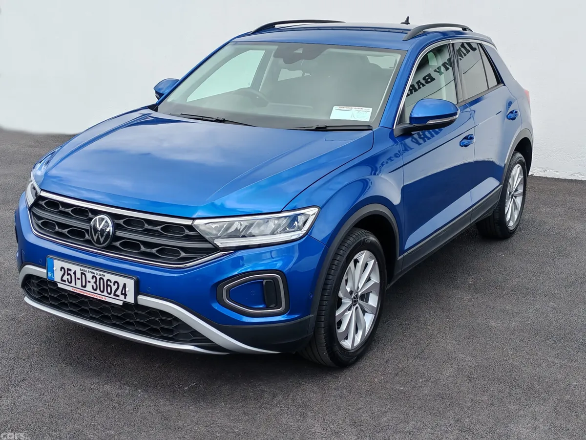Volkswagen T-Roc SUV, Petrol, 2025, Blue