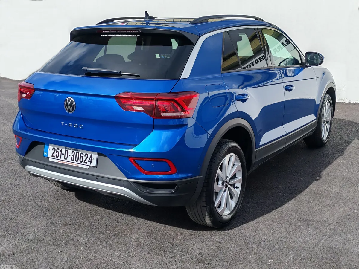 Volkswagen T-Roc SUV, Petrol, 2025, Blue