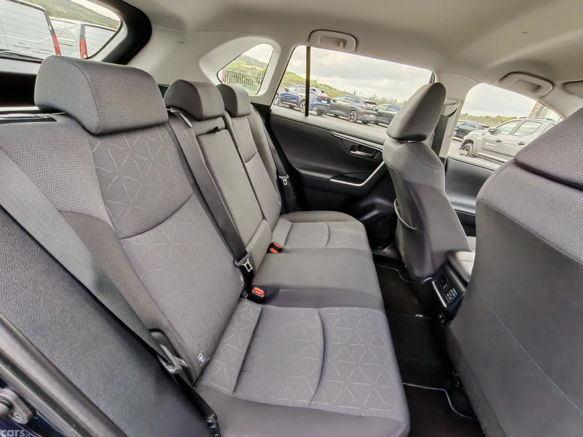 Toyota RAV4 SUV, Petrol Hybrid, 2025, Blue