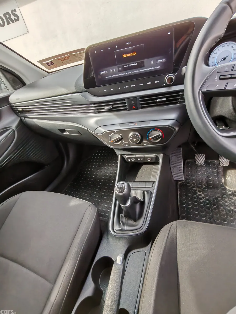 Hyundai i20 Hatchback, Petrol, 2024, Grey