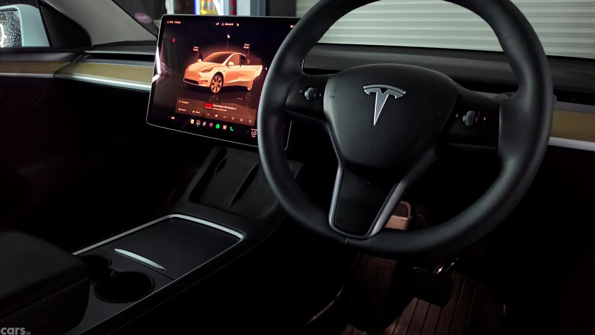 Tesla Model Y MPV, Electric, 2023, White