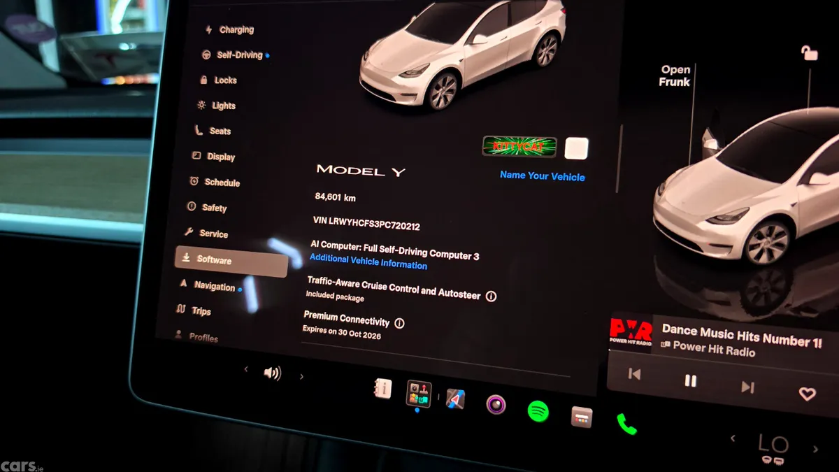 Tesla Model Y MPV, Electric, 2023, White