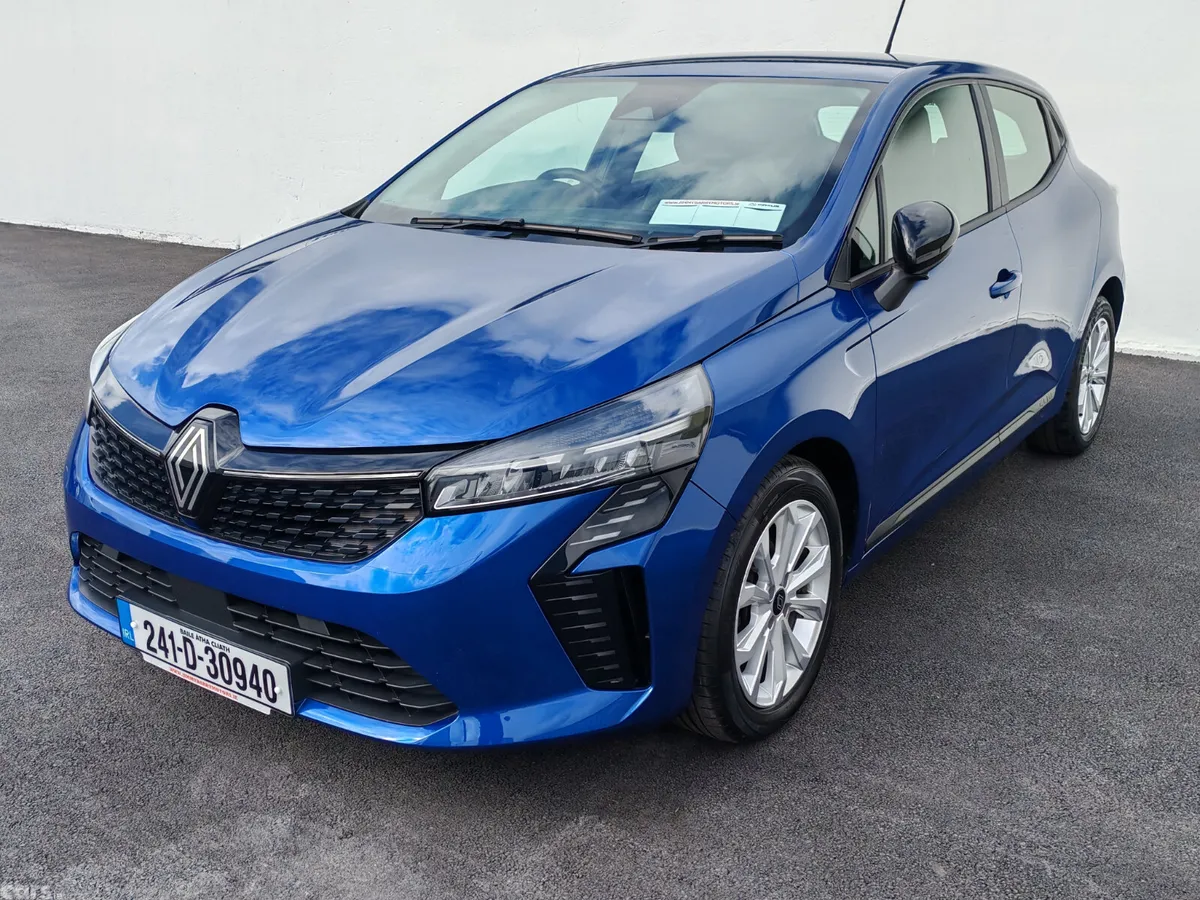 Renault Clio Hatchback, Petrol, 2024, Blue