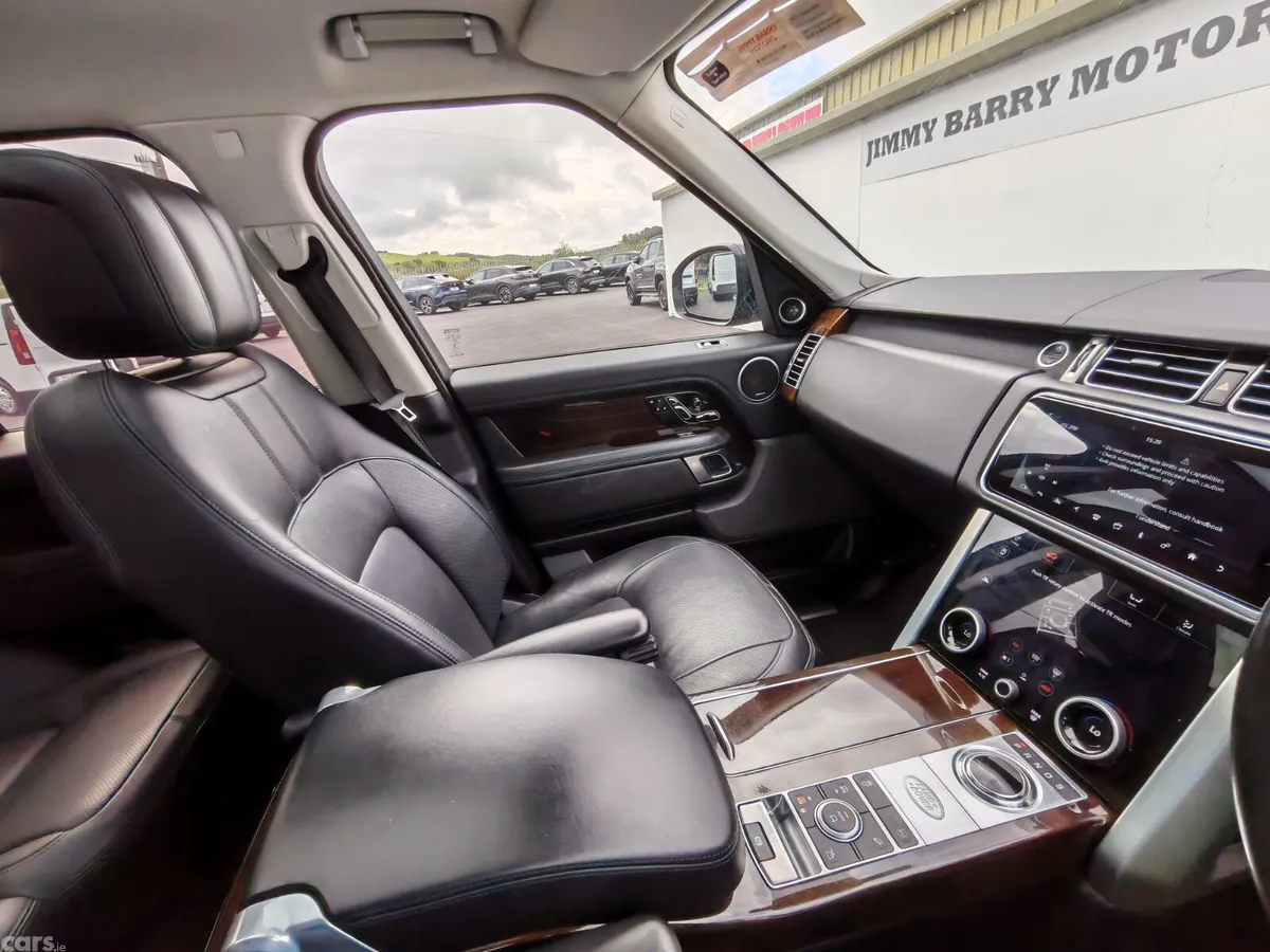 Land Rover Range Rover SUV, Petrol Plug-in Hybrid, 2019, Black