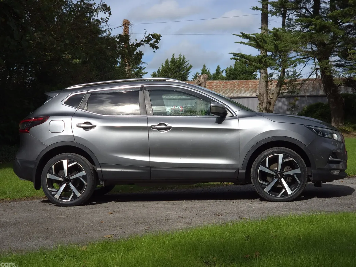 Nissan Qashqai MPV, Diesel, 2018, Grey