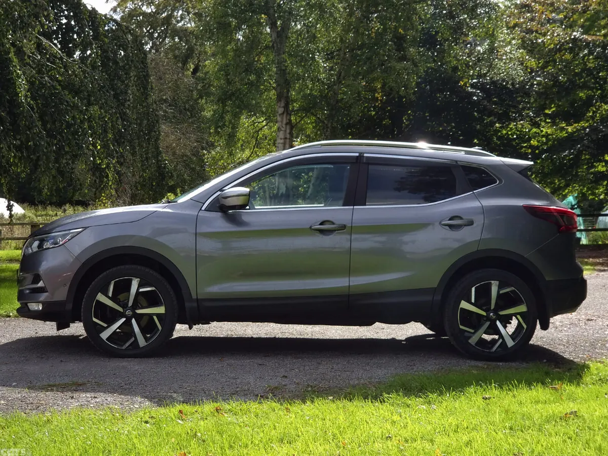 Nissan Qashqai MPV, Diesel, 2018, Grey