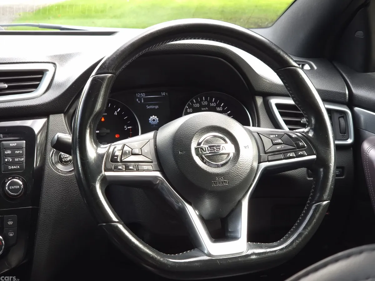 Nissan Qashqai MPV, Diesel, 2018, Grey
