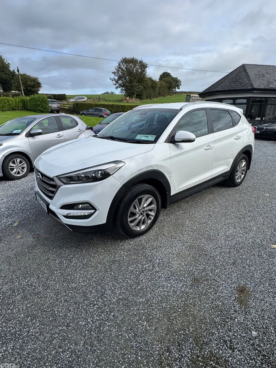 Hyundai Tucson SUV, Diesel, 2016, White