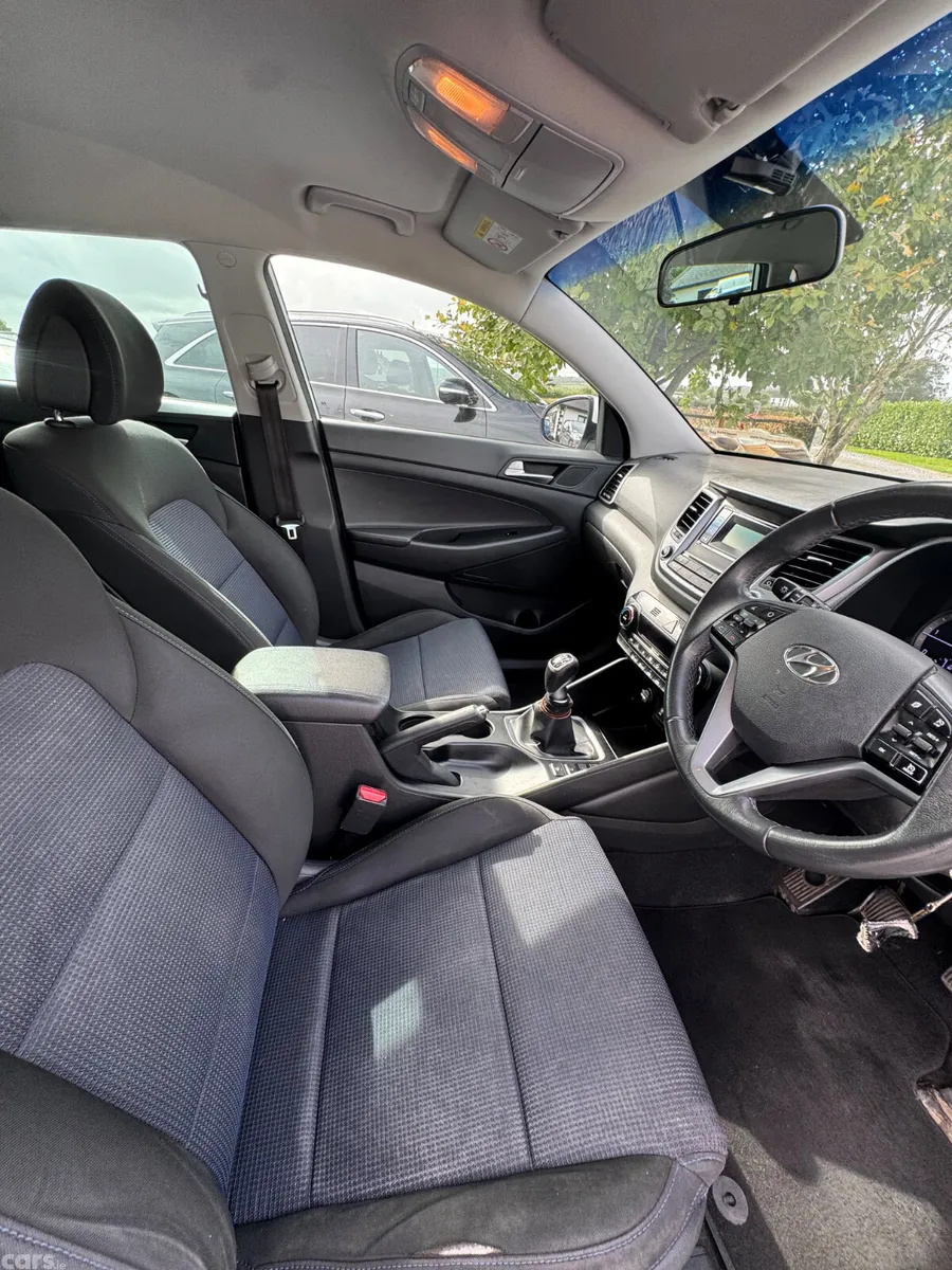Hyundai Tucson SUV, Diesel, 2016, White