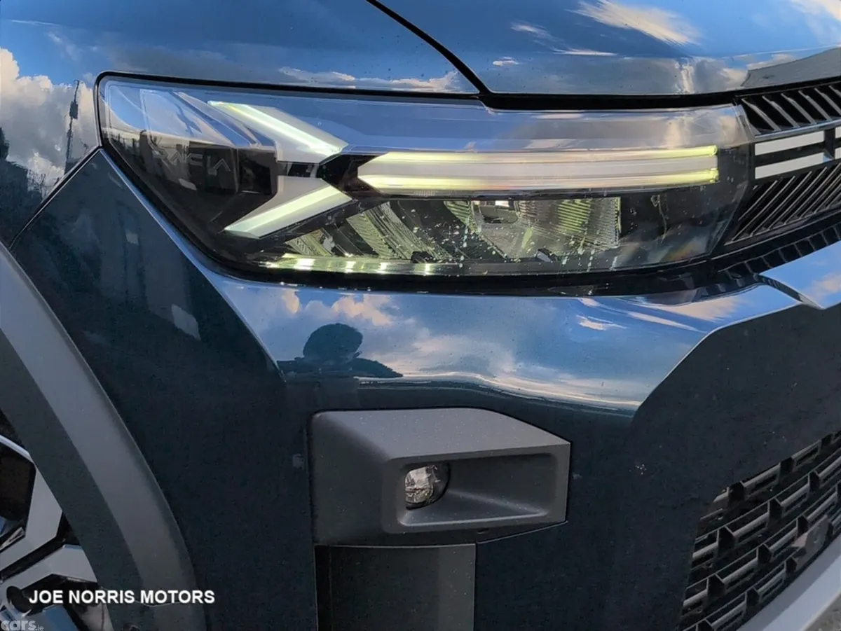 Dacia Bigster SUV, Petrol Hybrid, 2025, Blue
