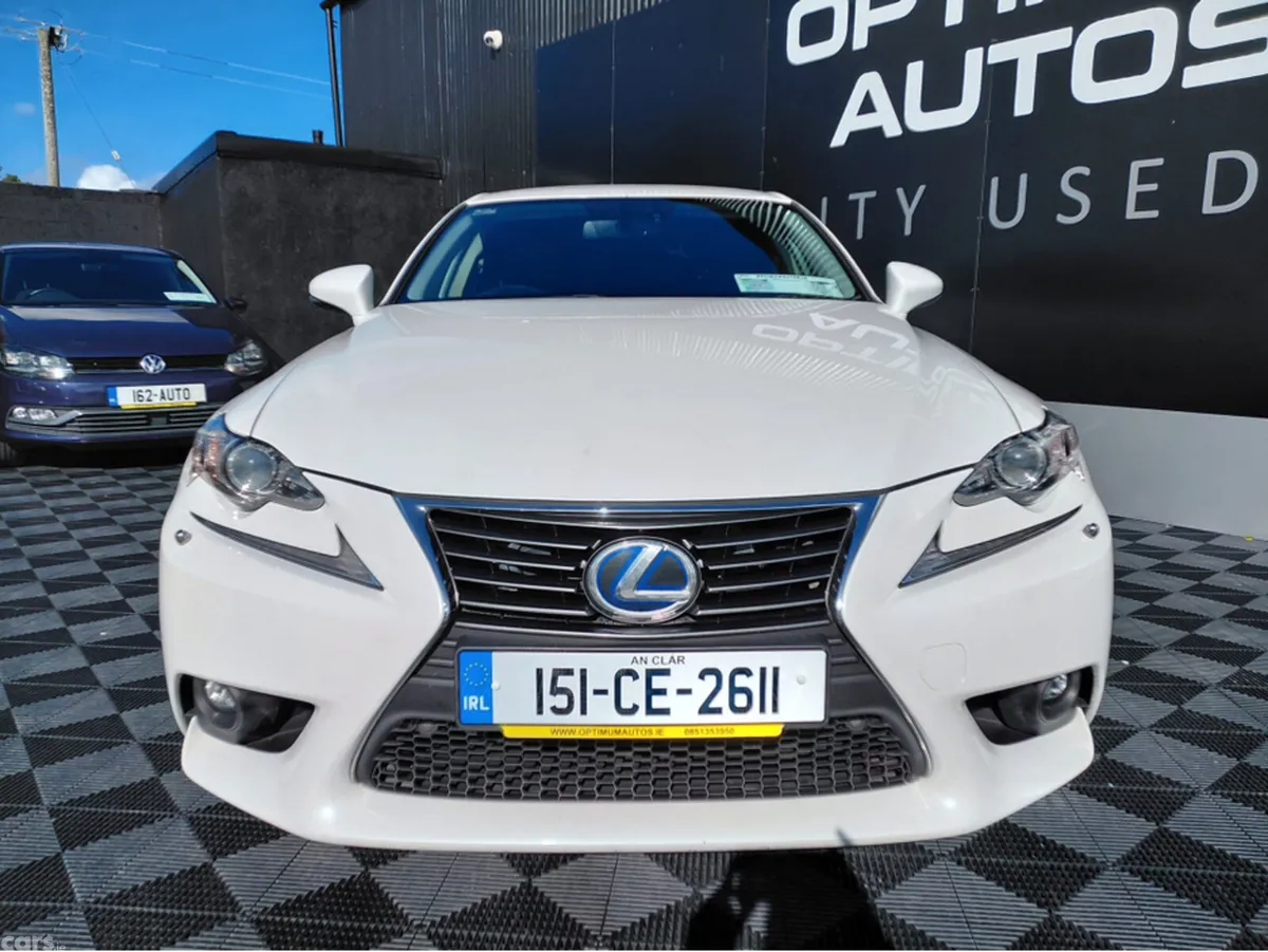 Lexus IS Saloon, Petrol Hybrid, 2015, White