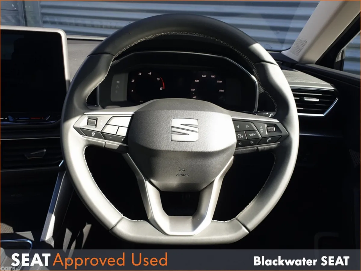 SEAT Leon Hatchback, Diesel, 2026, Grey