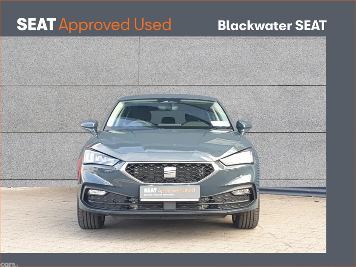 SEAT Leon Hatchback, Diesel, 2026, Blue