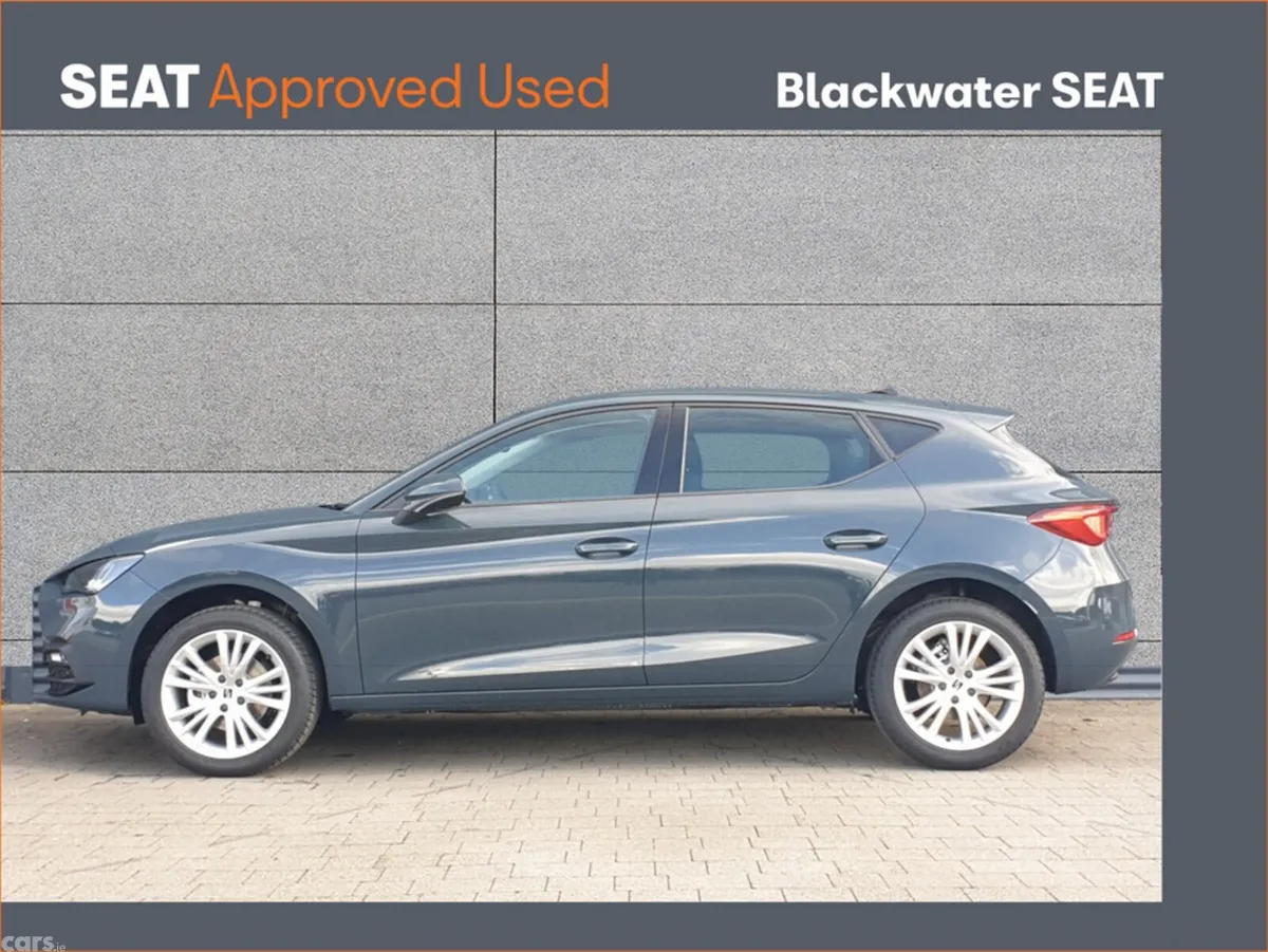 SEAT Leon Hatchback, Diesel, 2026, Blue