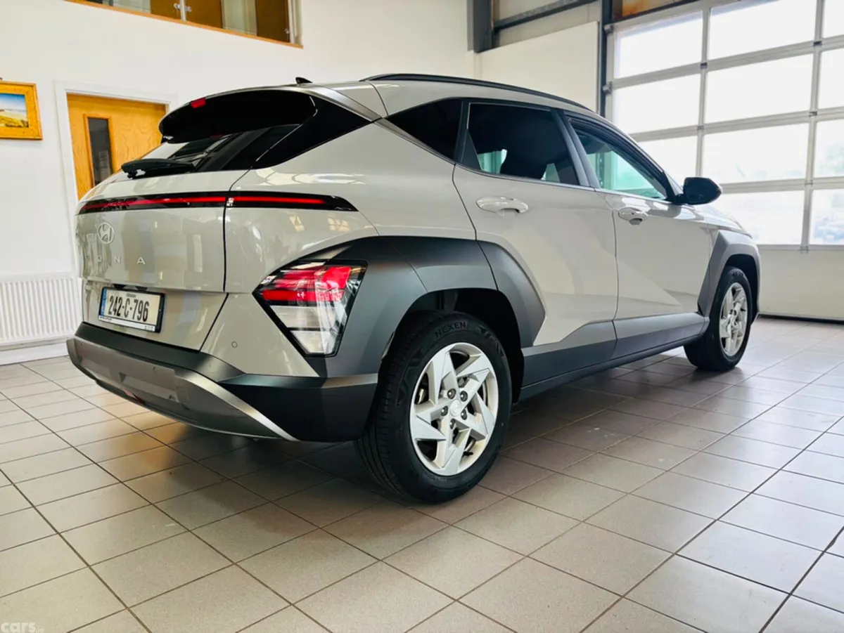Hyundai KONA MPV, Petrol, 2024, Grey