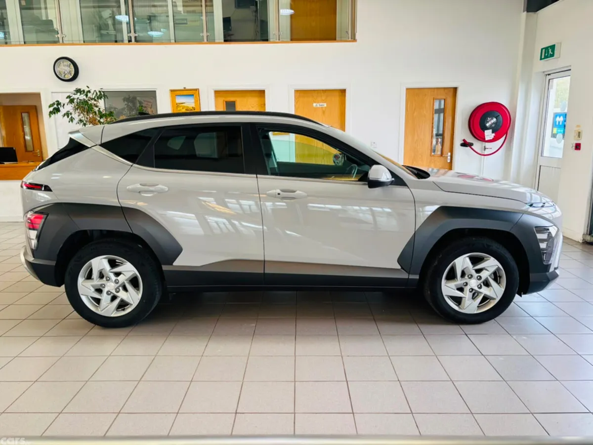 Hyundai KONA MPV, Petrol, 2024, Grey