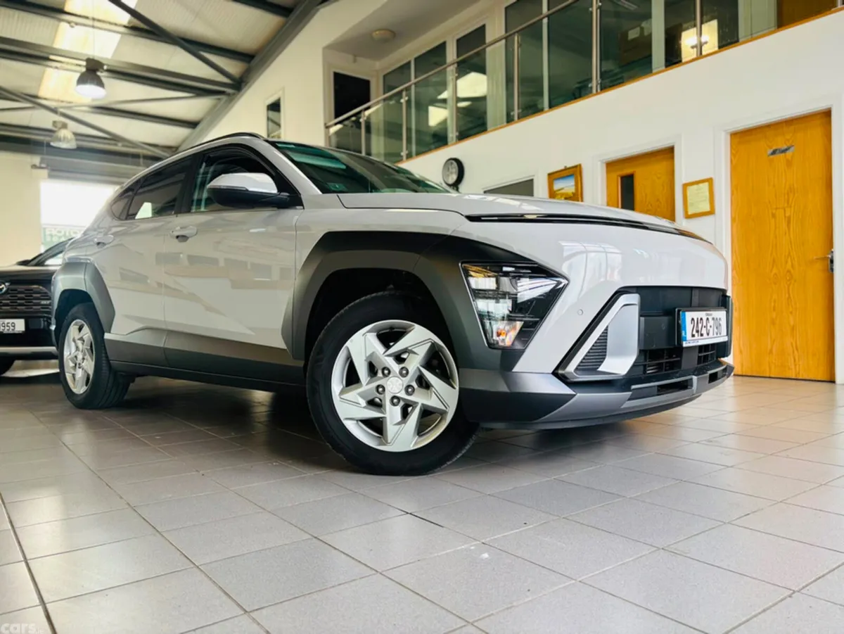 Hyundai KONA MPV, Petrol, 2024, Grey