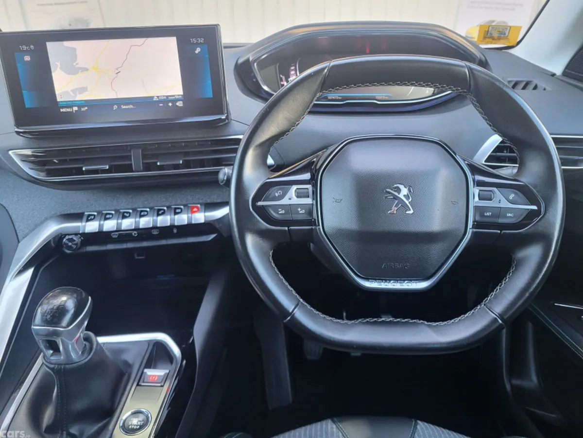 Peugeot 3008 MPV, Diesel, 2021, Black