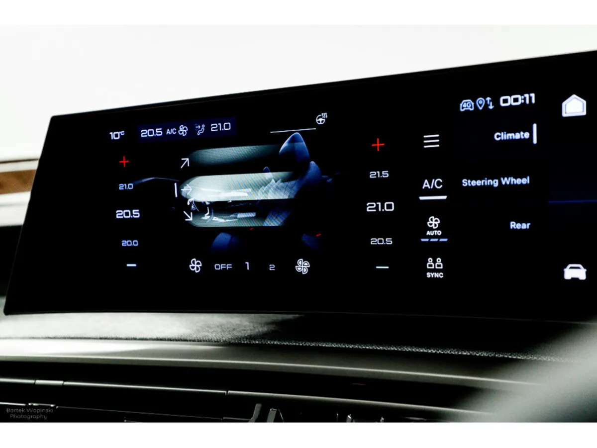Peugeot 5008 SUV, Petrol, 2026, Black