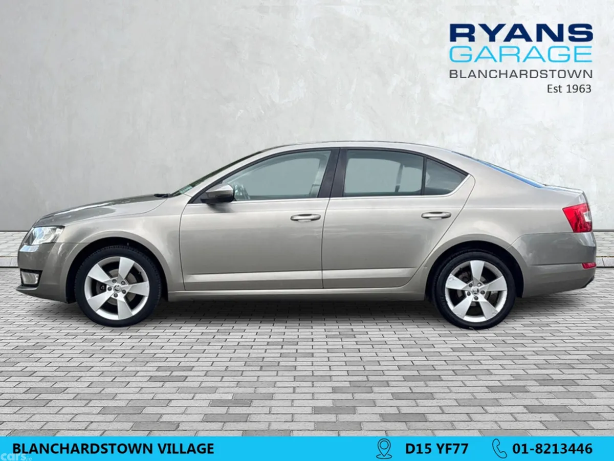 Skoda Octavia Hatchback, Diesel, 2015, Beige