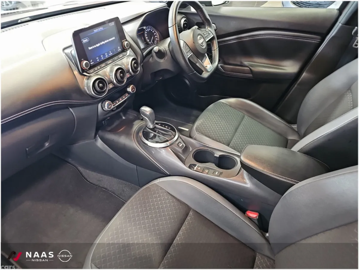 Nissan Juke MPV, Petrol, 2023, Red