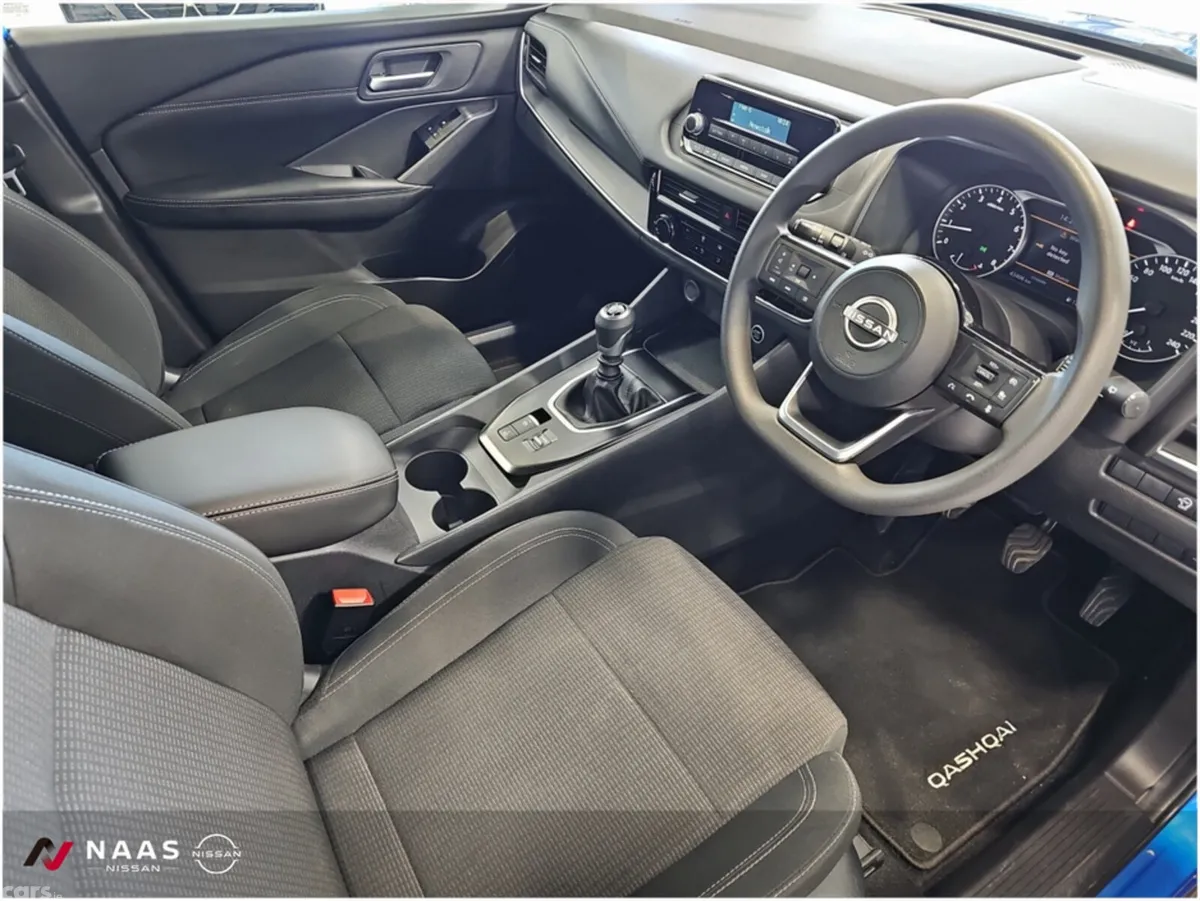 Nissan Qashqai MPV, Petrol, 2023, Blue