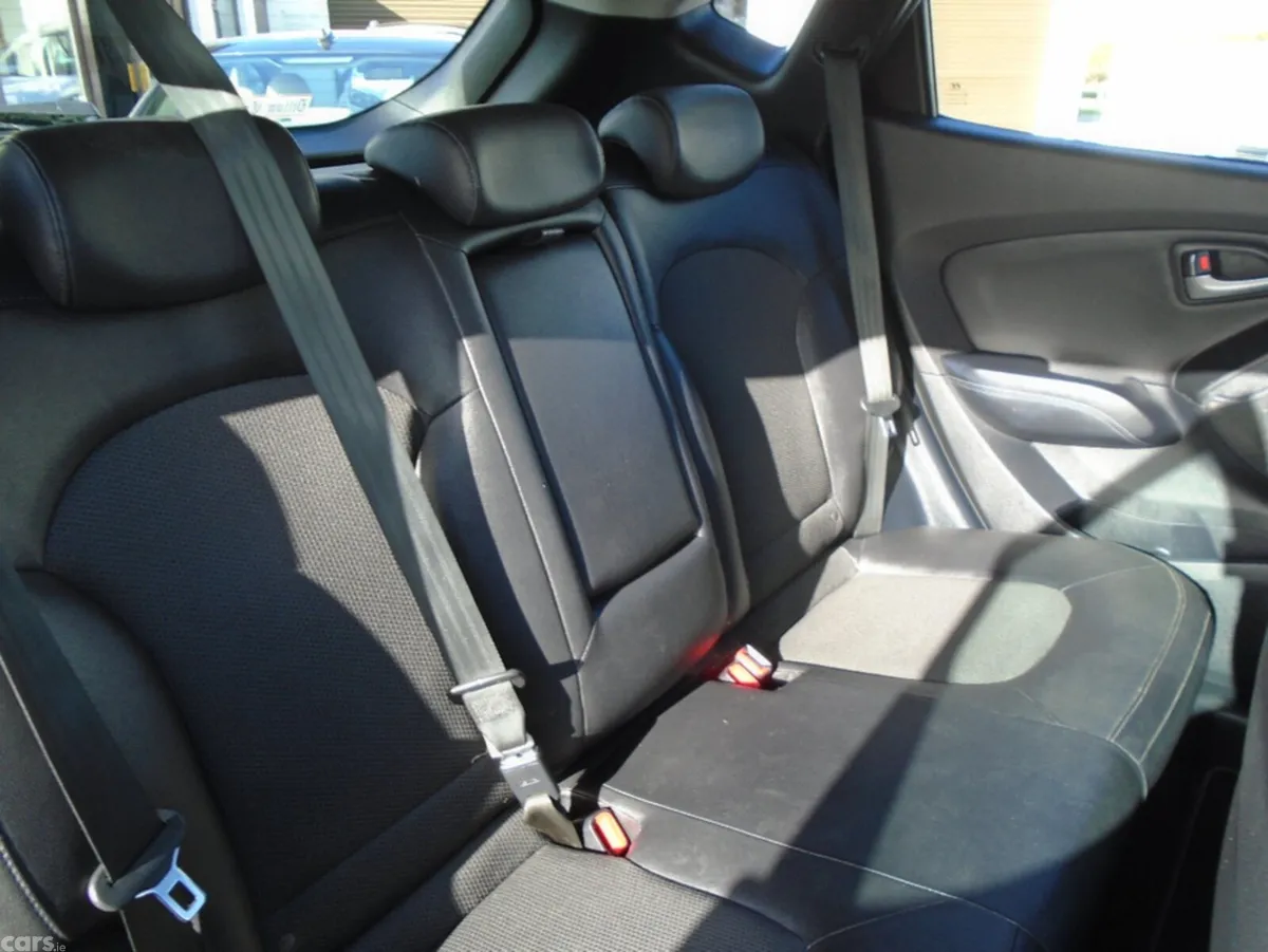 Hyundai ix35 MPV, Diesel, 2015, Blue