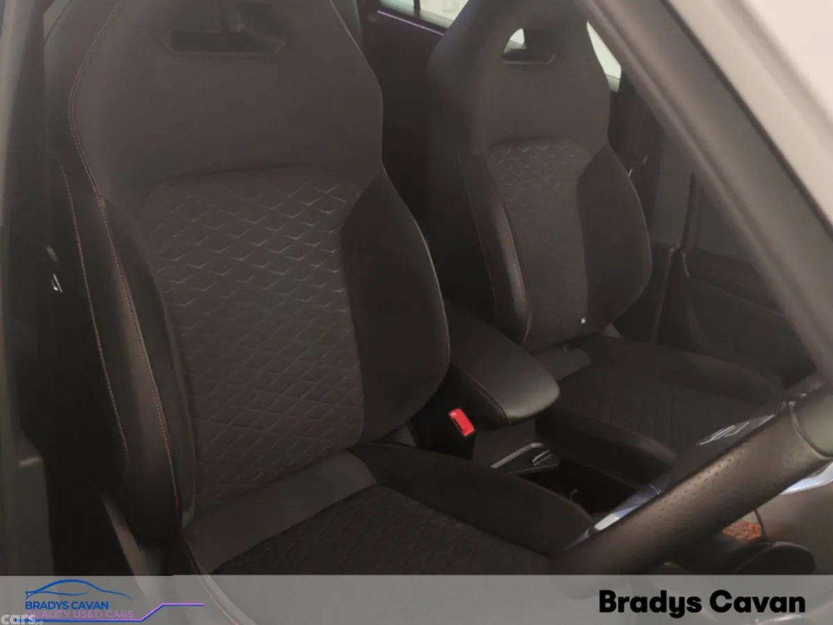 SEAT Tarraco Estate, Diesel, 2023, White